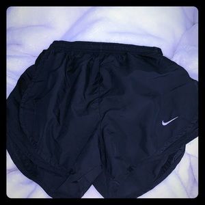 Nike shorts - black - size xs